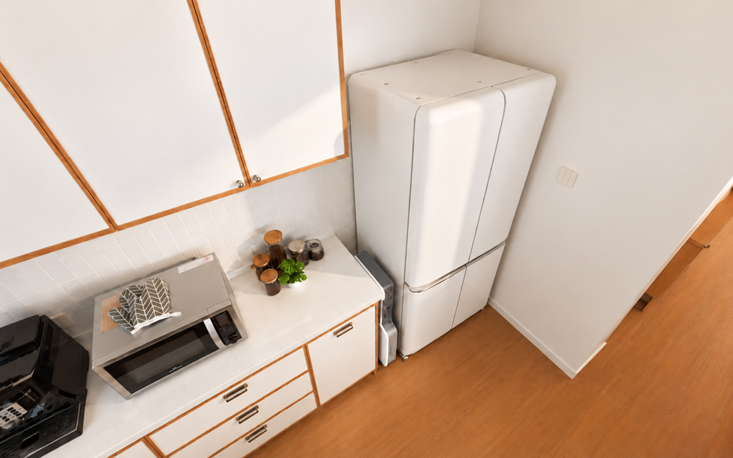 Overhead view of the kitchen and refrigerator in LiTime’s supplied placement photograph