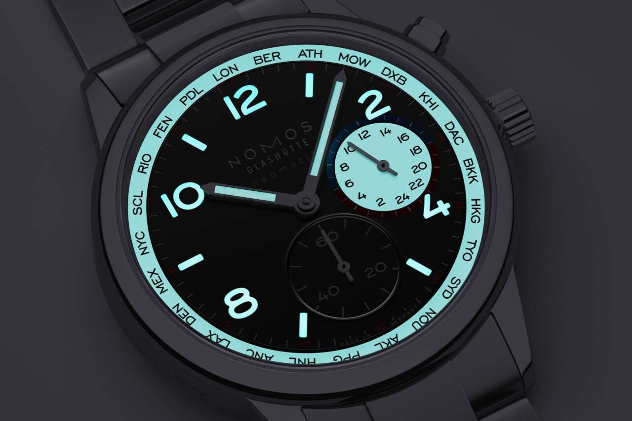 NOMOS Club Sport neomatik Worldtimer dark with luminous city ring and home-time display