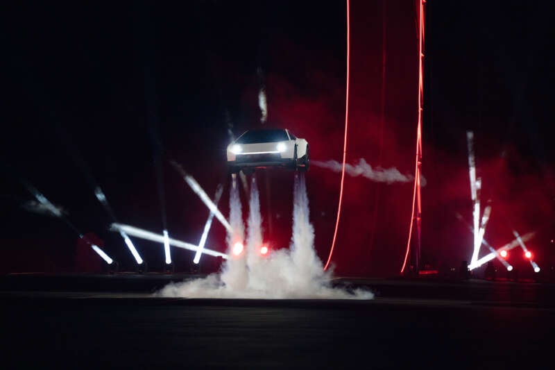 tesla roadster airborne demonstration 1